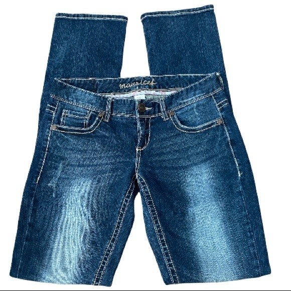 Maurice's jeans Straight Leg factory fading light distressing size 3/4 Long - Picture 14 of 16